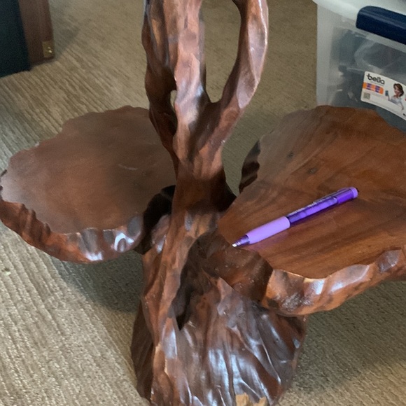 Beautiful custom3 level side table hand carved Burch wood stump. 80 years old. - Picture 12 of 14